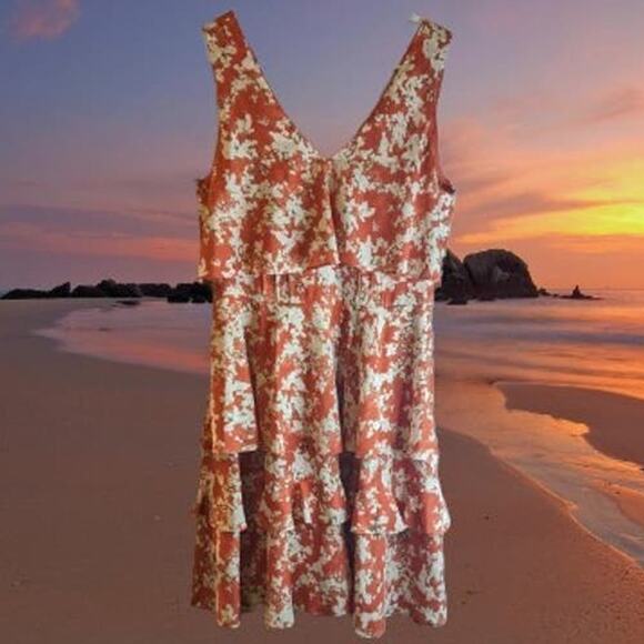 McGinn "Asher"  6 floral sleeveless tiered dress. Flouncy, fun, lined dress. - Picture 1 of 1